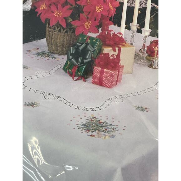 Vintage Hand Cross Stitch Lace Tablecloth Christmas Tree 68 x 122 NOS - Picture 7 of 7
